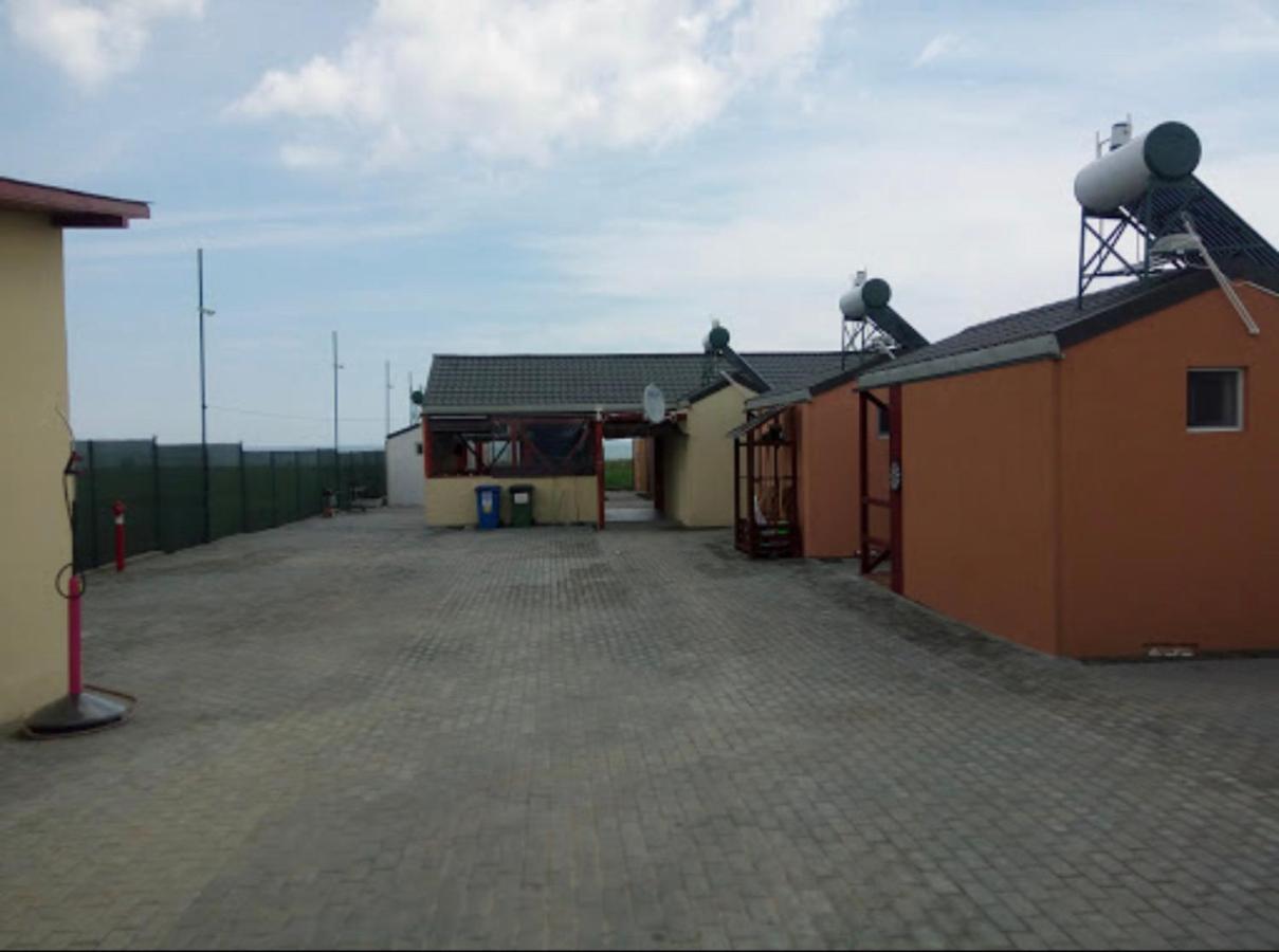 Mara Si Marea Hotel Navodari Exterior photo